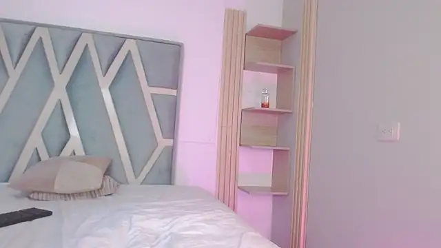 salome_vegaa's cam snapshot