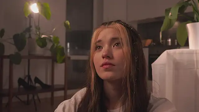 EleniRoeber live sex cam