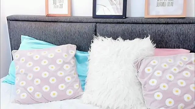 annarosse_'s cam snapshot