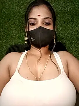 Nithyatamil's cam snapshot