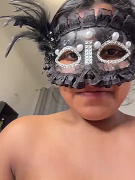 Bella_Luna18's cam snapshot