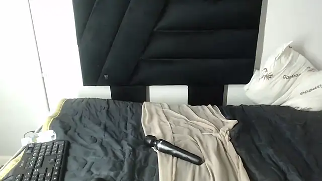 Nellybba's cam snapshot