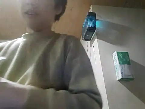 whitebriefboy's cam snapshot