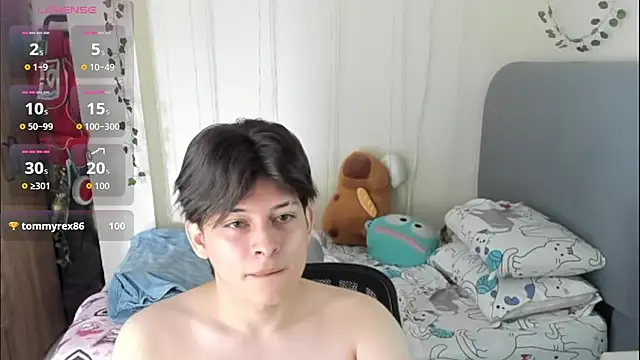 Felix_kitty's cam snapshot