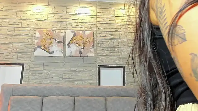 LanaRouse's cam snapshot