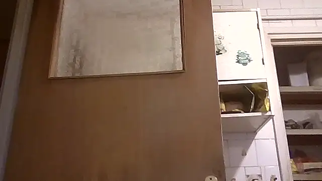 mariusica1@xh live sex cam