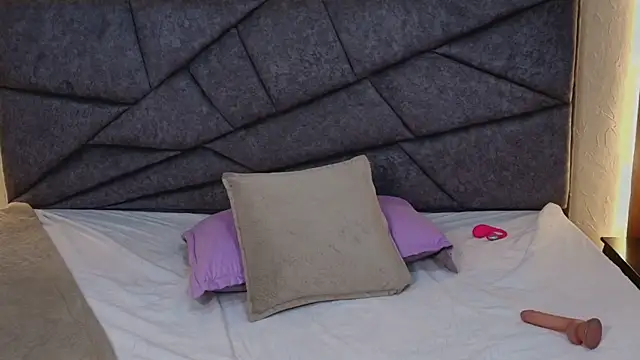 GabySweett_'s cam snapshot