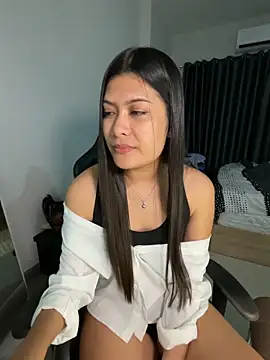 NaughtyKK_'s cam snapshot