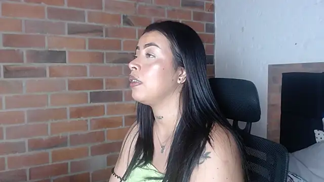 salome__hills1's cam snapshot