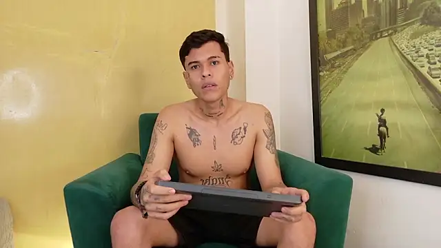 jamesinked_ live sex cam