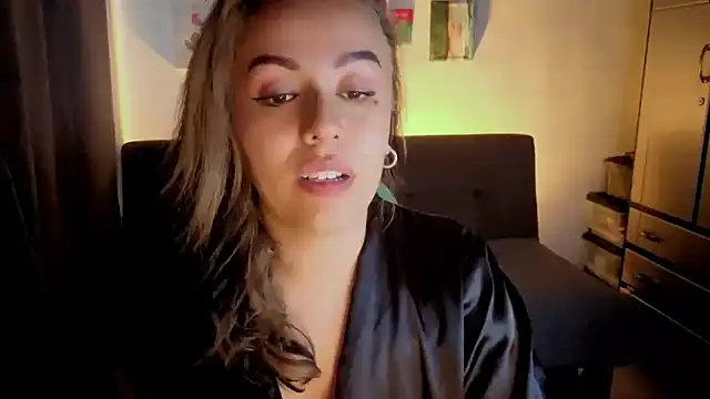 joan-star's cam snapshot