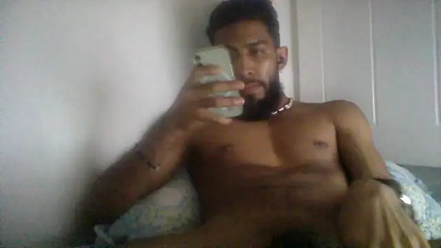 Zyan_Moratto live sex cam