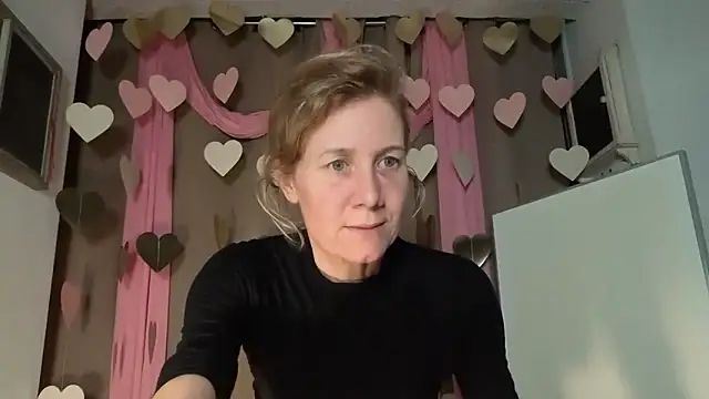 Lola_Belgium live sex cam