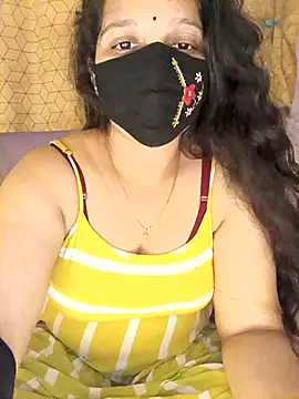 Rising_Smiler live sex cam