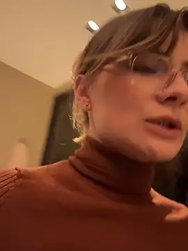 IsabellaEtha live sex cam