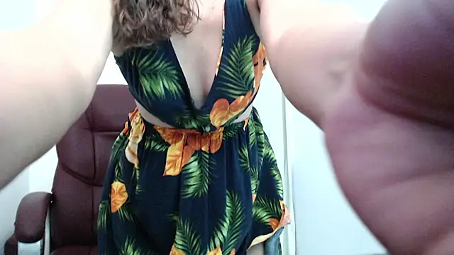 MiaAllure's cam snapshot