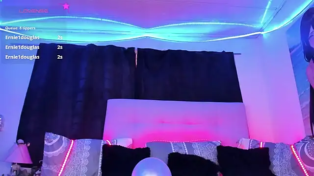 Ethan_Boyy live sex cam