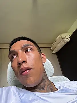 sendfer live sex cam