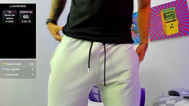 justin_payn14's cam snapshot