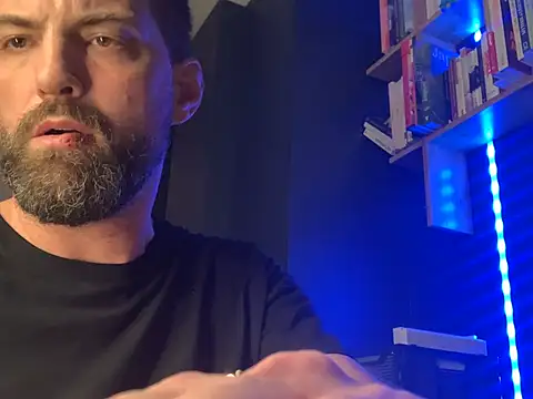 daddyffpig's cam snapshot