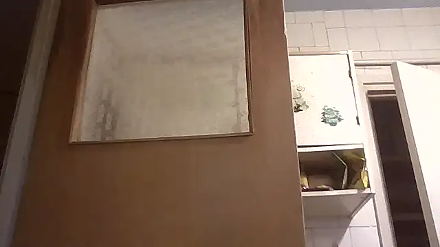 mariusica1@xh's cam snapshot