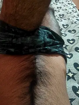 PinkedAssyrian's cam snapshot