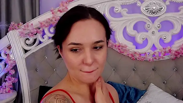 MeIisaLove's cam snapshot