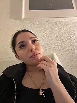 SilkyMira's cam snapshot