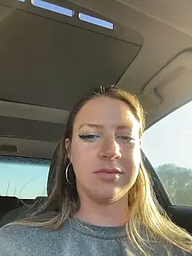 molly_witha_chance's cam snapshot