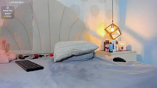 CAMILAGRAY's cam snapshot