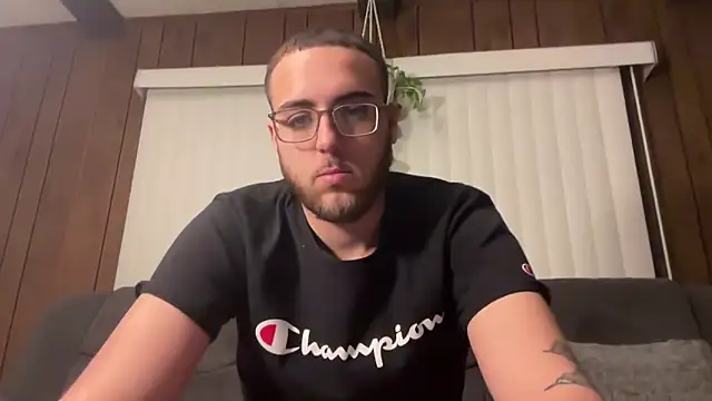 Sexybaaybee live sex cam