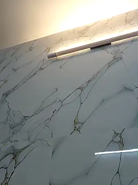 QUEEN-ADITI's cam snapshot