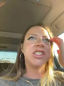 molly_witha_chance's cam snapshot