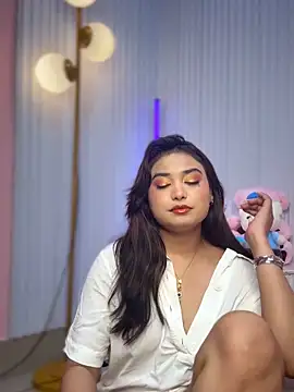 chloiedecker's cam snapshot