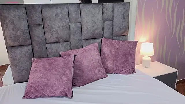 OliviaBonnie's cam snapshot