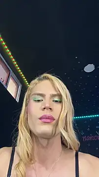 naho_love live sex cam