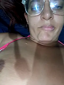 AliceRuivinha2 live sex cam