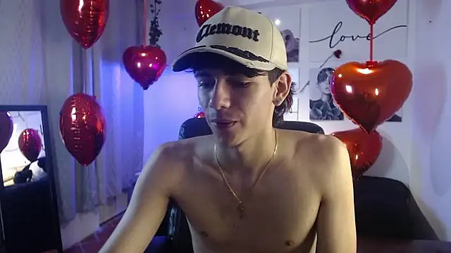 AmethystShadow17's cam snapshot