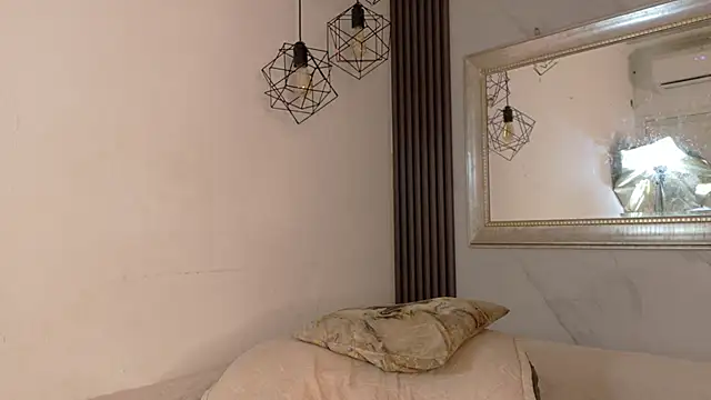 julieta_aguilar1 live sex cam