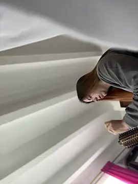 Cloew_Marz live sex cam