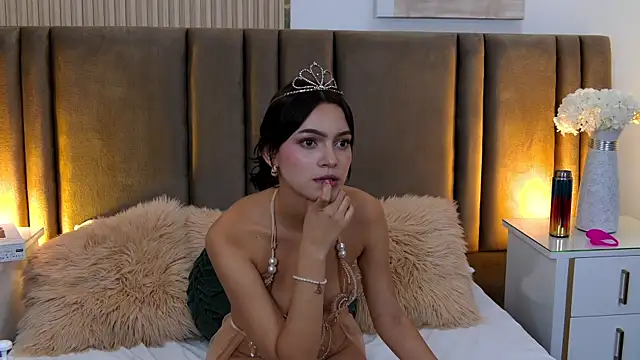 nina_gb's cam snapshot