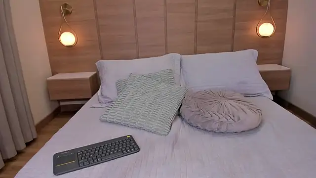 Alessia_Gold's cam snapshot