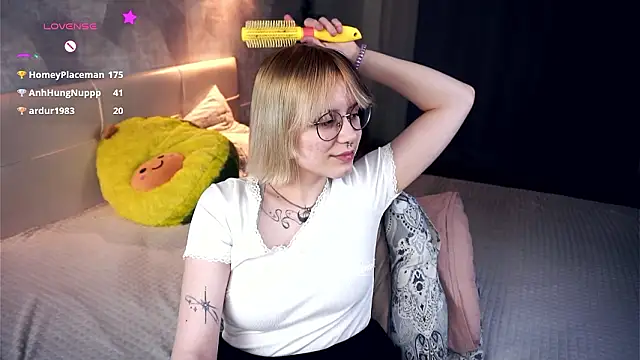 KellePourier's cam snapshot