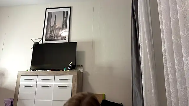 UnDesiga's cam snapshot