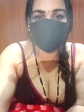 01Mona's cam snapshot