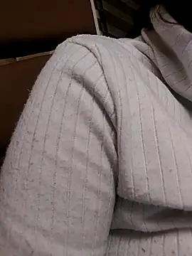 Cam_Deeksha's cam snapshot