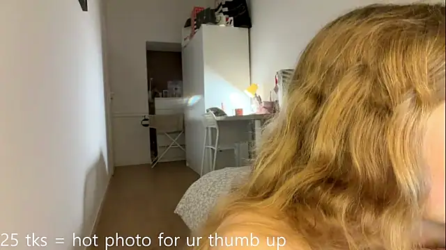 Flexiblegirl live sex cam