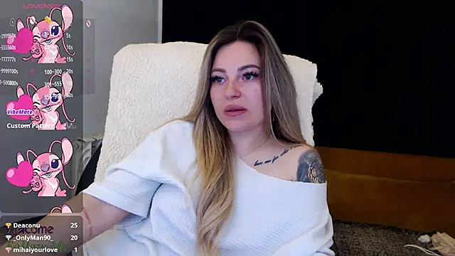 Rania_Stitch's cam snapshot