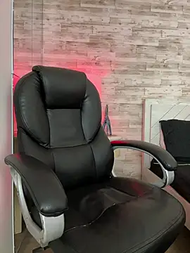 Emir_Ozan_ live sex cam