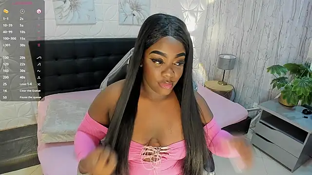 ThanishaGill's cam snapshot